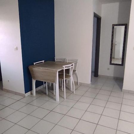 La Coraline Standing Apartment Куру Екстериор снимка